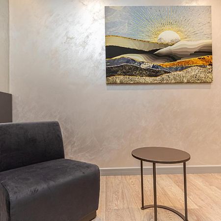 Novus Rooms Vlorë Buitenkant foto