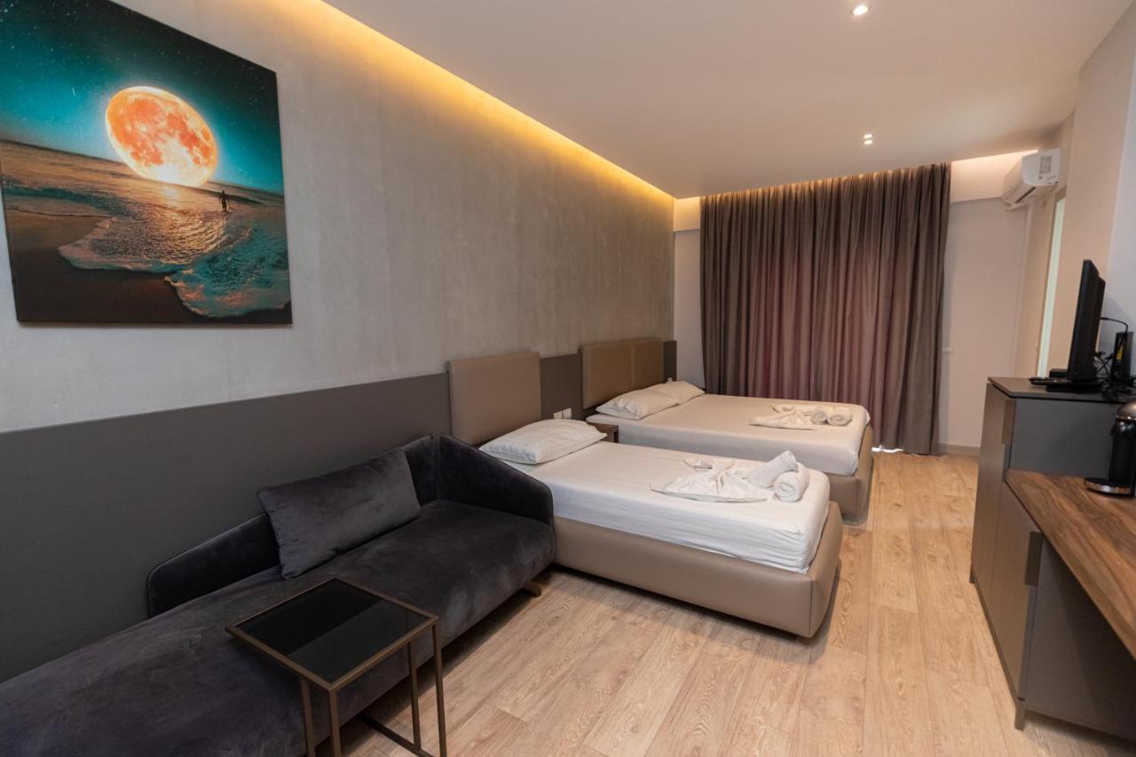 Novus Rooms Vlorë Buitenkant foto